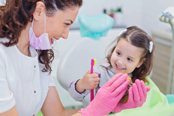Best Tooth Extraction  in Roanoke, IN